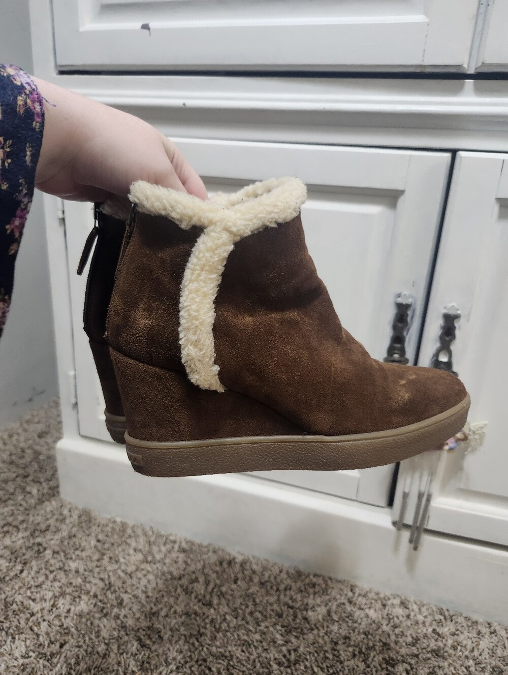 Aquatalia Brown Suede Wedge Ankle Boots with Cream Shearling Trim 8.5